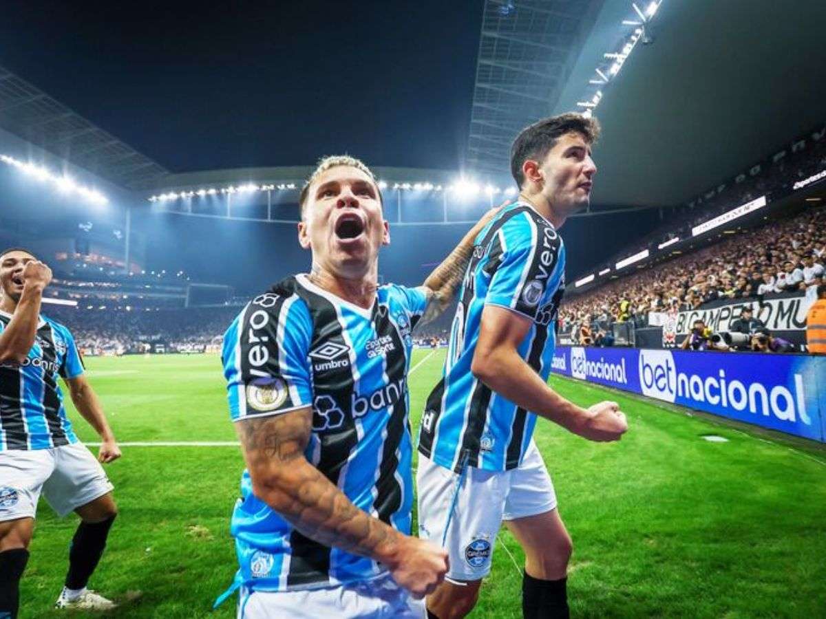 Yeferson Soteldo brilla con gol para Gremio