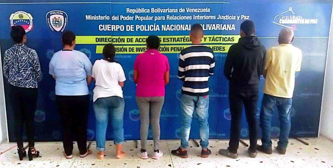 Siete detenidos por abusar de menor