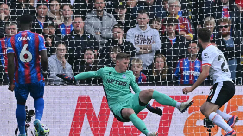 Liverpool se va al parón como líder, Manchester City y Arsenal remontan