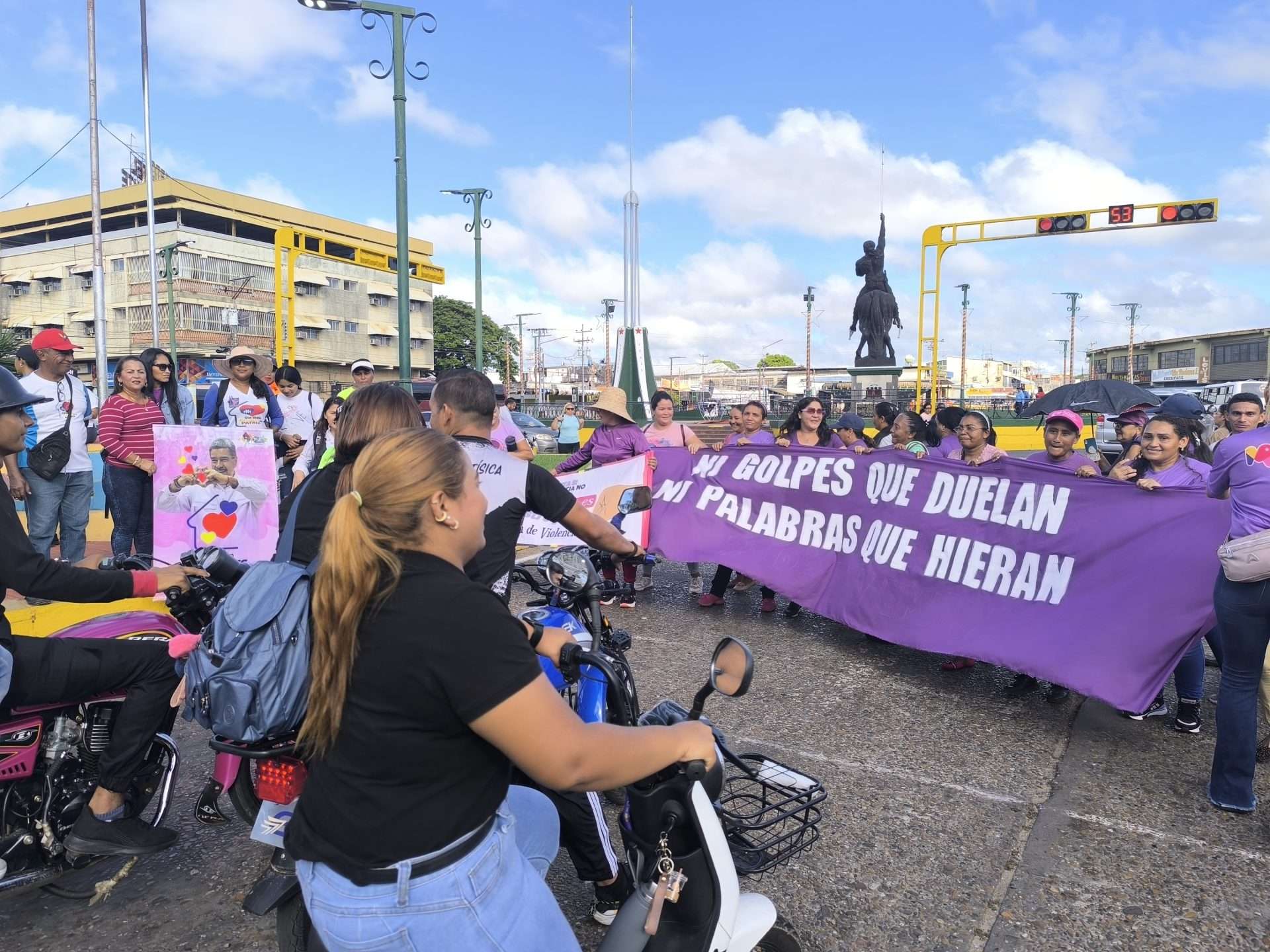 Apure se une a la lucha contra la violencia hacia la mujer