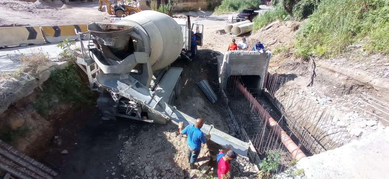 Embaularon las aguas de lluvia en Caucagüita