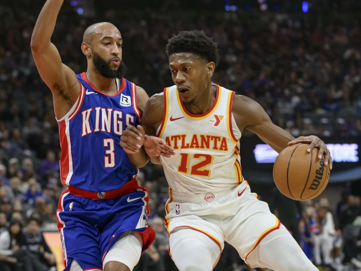 Atlanta Hawks supera por la mínima a los Kings