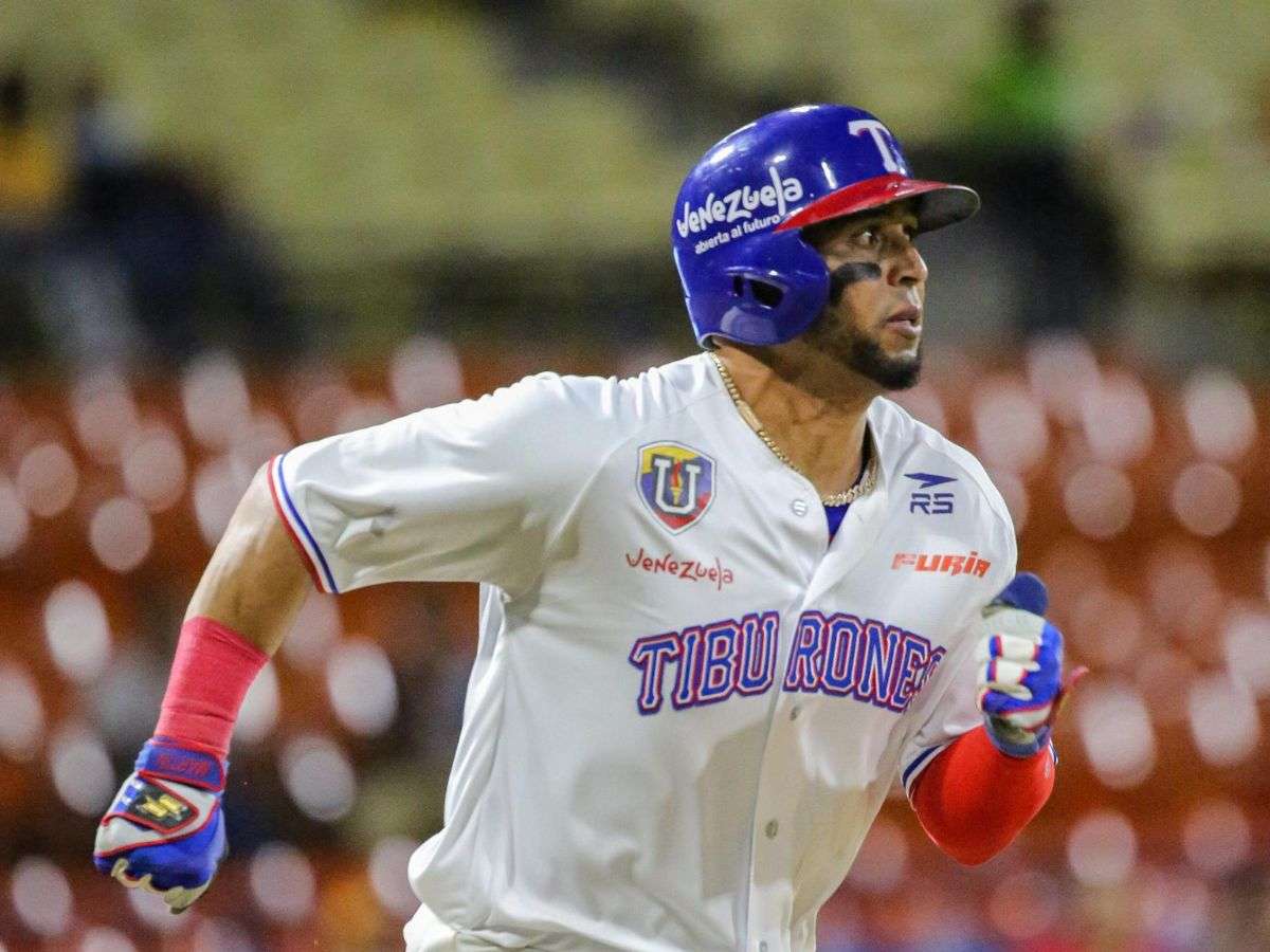 Leonys Martín dictaminó el triunfo de Tiburones