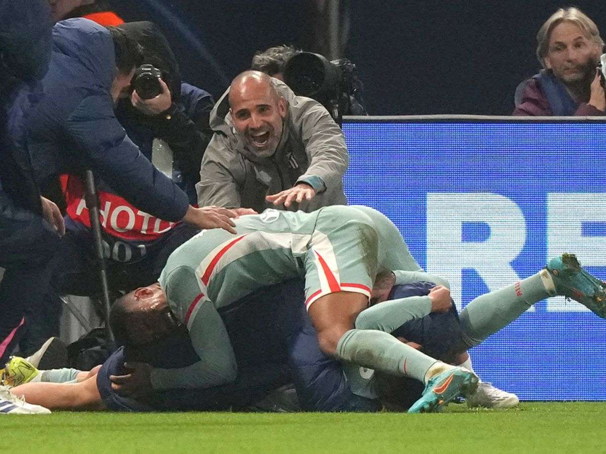 Ángel Correa silenció al Parque de los Príncipes
