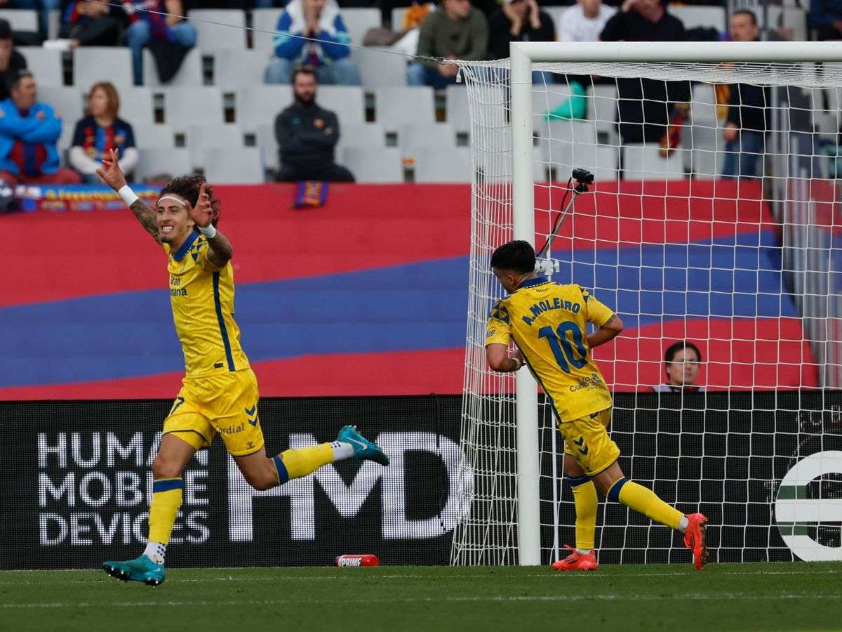 U.D. Las Palmas se cubrió de gloria tras vencer al Barcelona