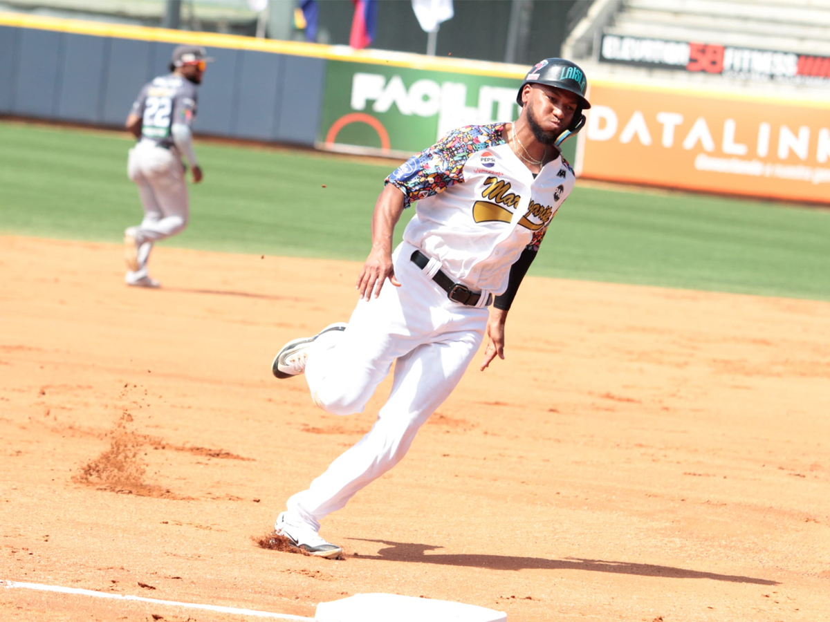 Edward Olivares culminó su participación con Bravos