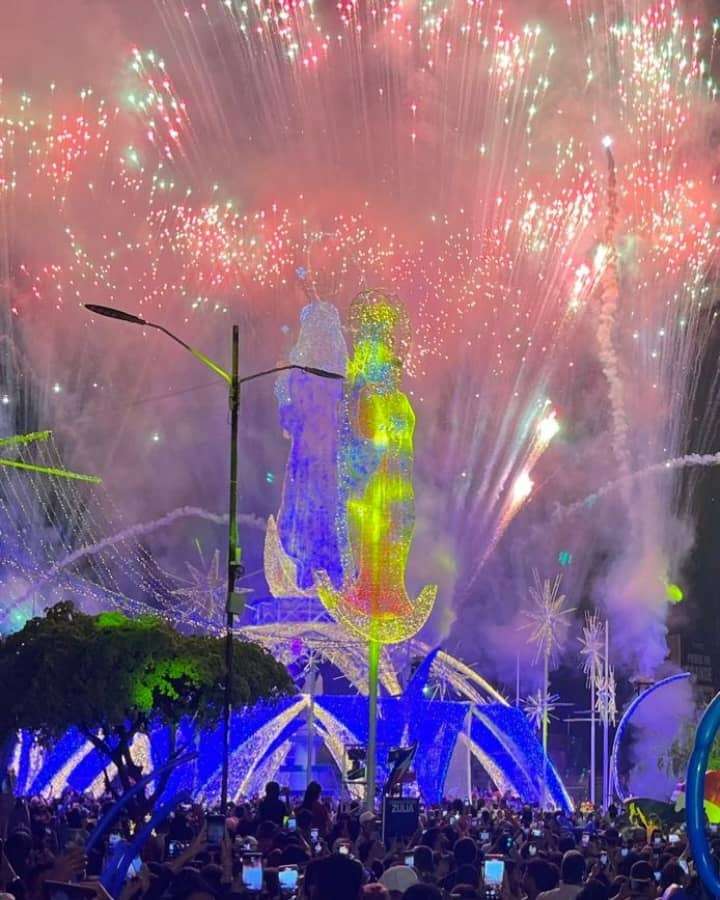 Maracaibo encendió su avenida Bella Vista