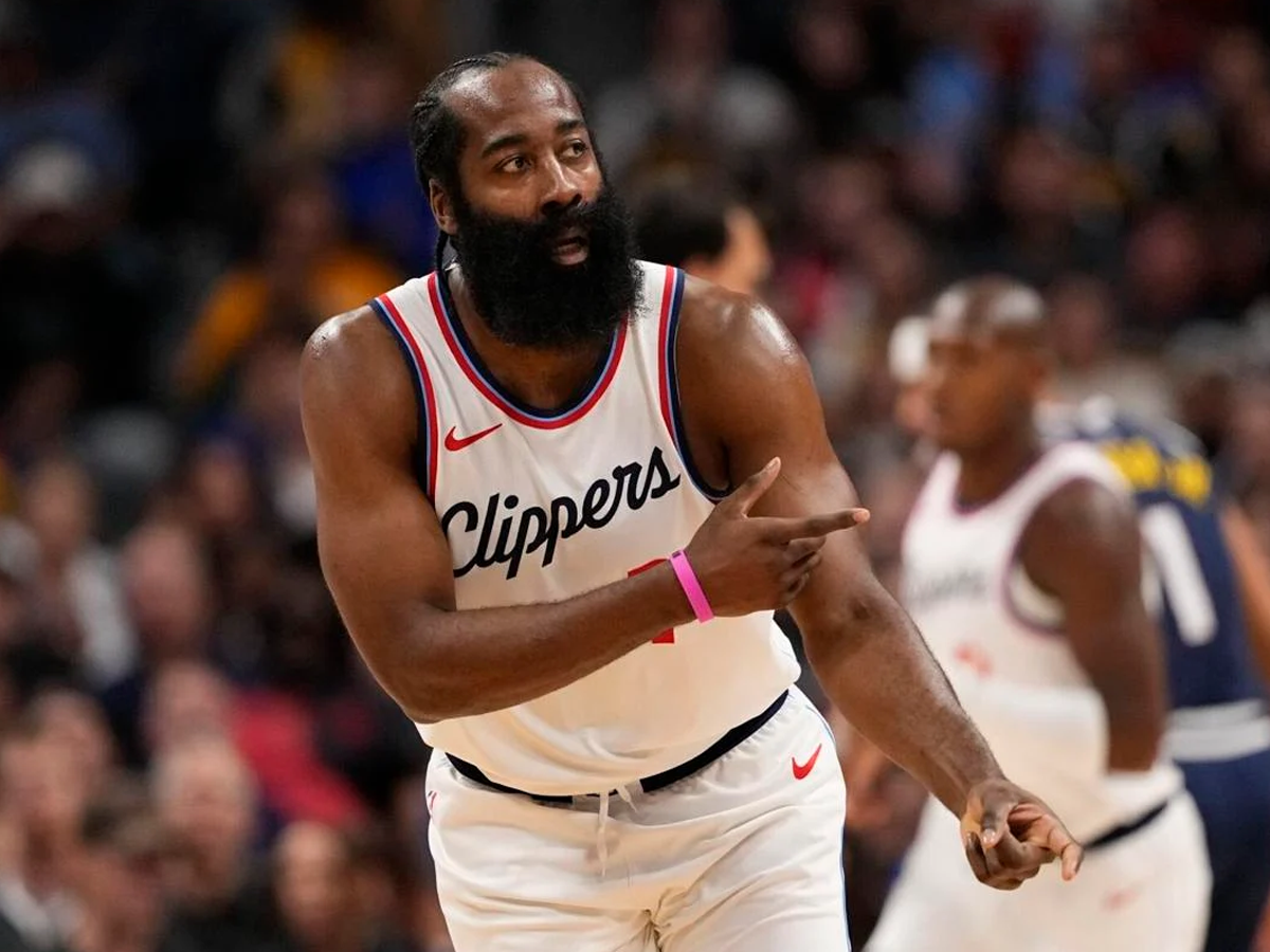 Harden es el vigesimo con 26 mil pts en la NBA