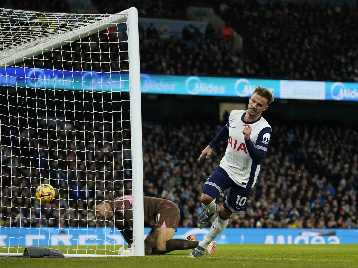 Tottenham golea y alarga crisis del City