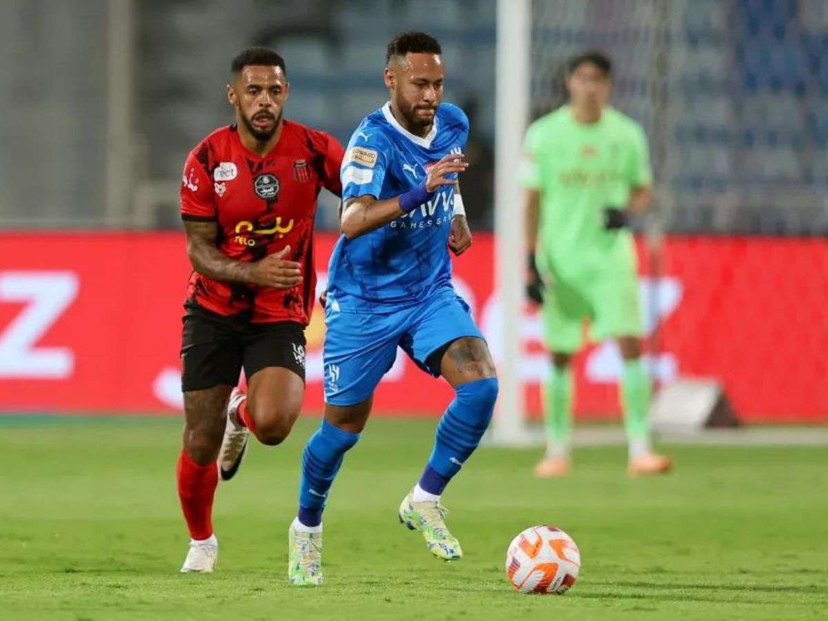 Santos confirma avances en charlas con Neymar