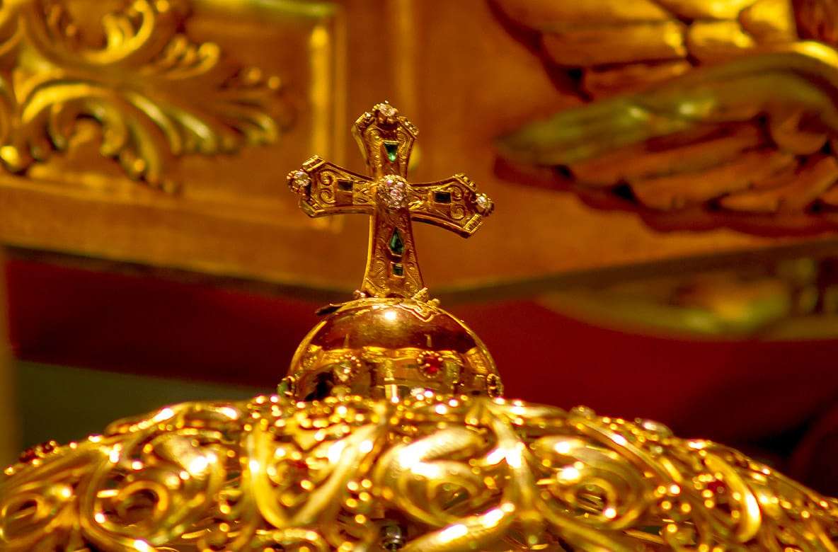 El oro de la grey zuliana coronó a la Virgen Chinita de Maracaibo