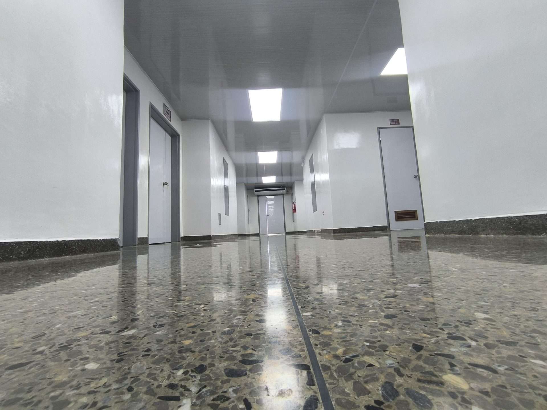 Reinauguran área de medicina interna del hospital Dr. Pablo Acosta Ortiz 
