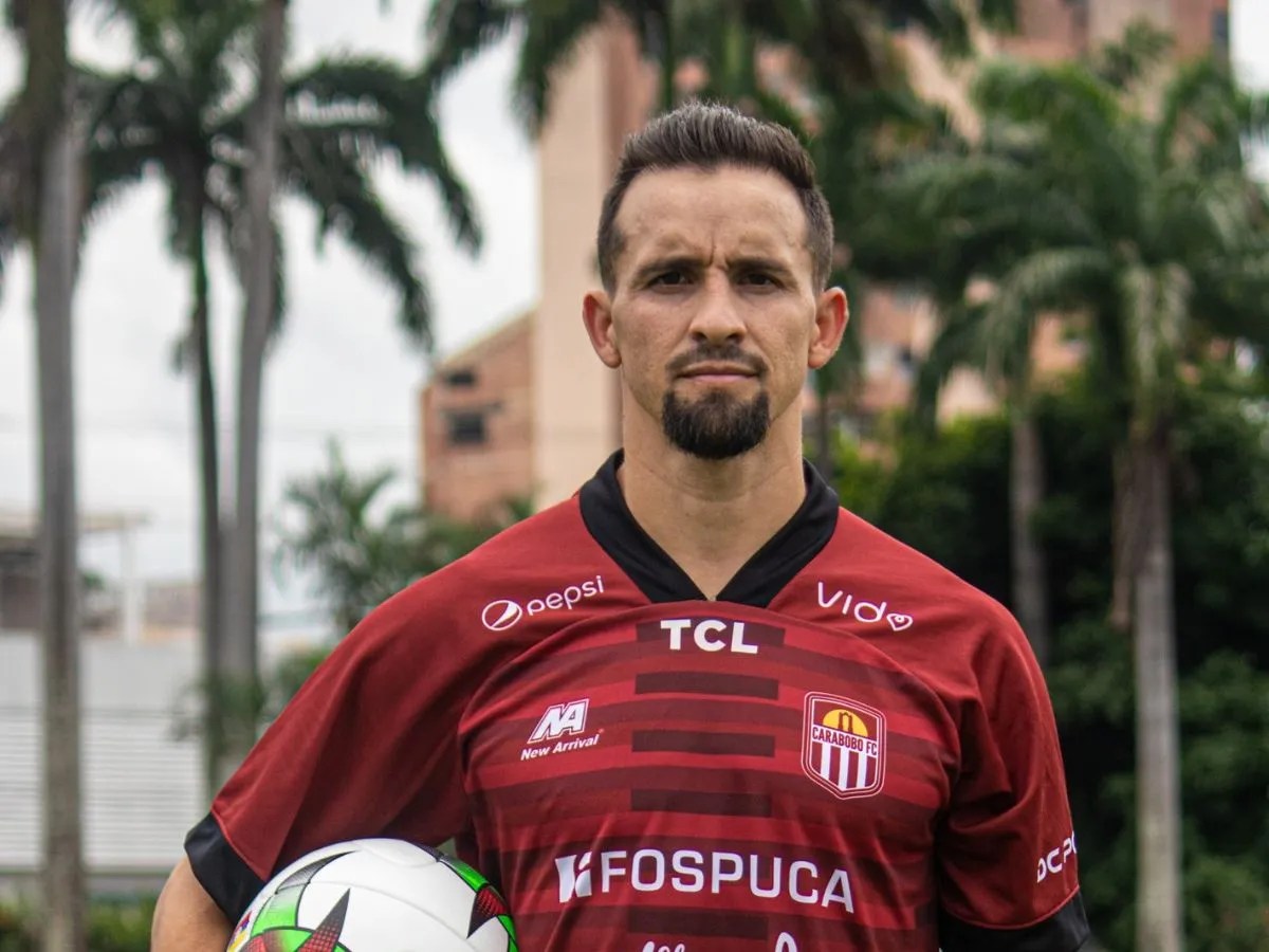 Robert Hernández seguirá con el granate hasta 2026