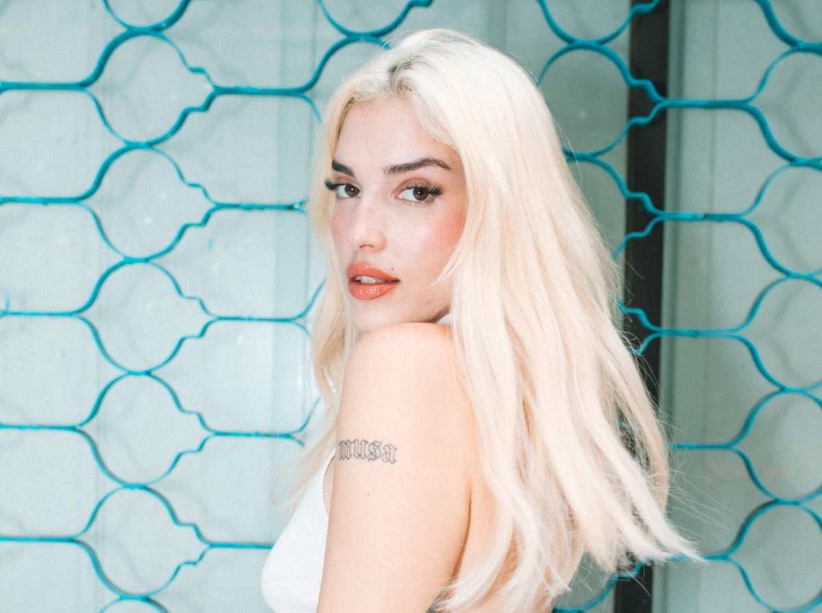 Elena Rose celebra otro logro de 'En las nubes'