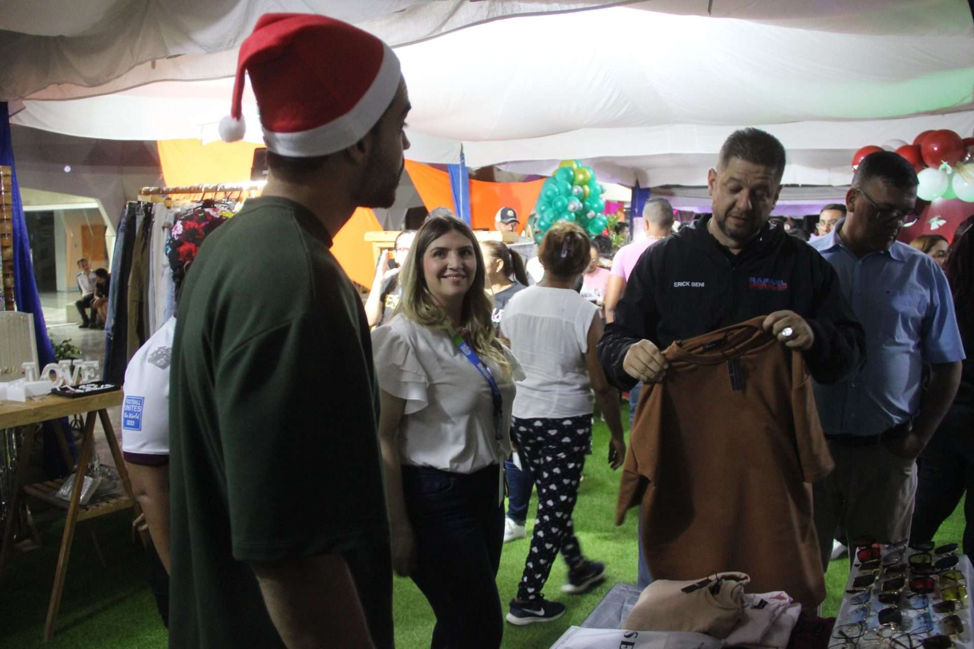 Feria EsBazar 2024 abrió sus puertas en Maracay