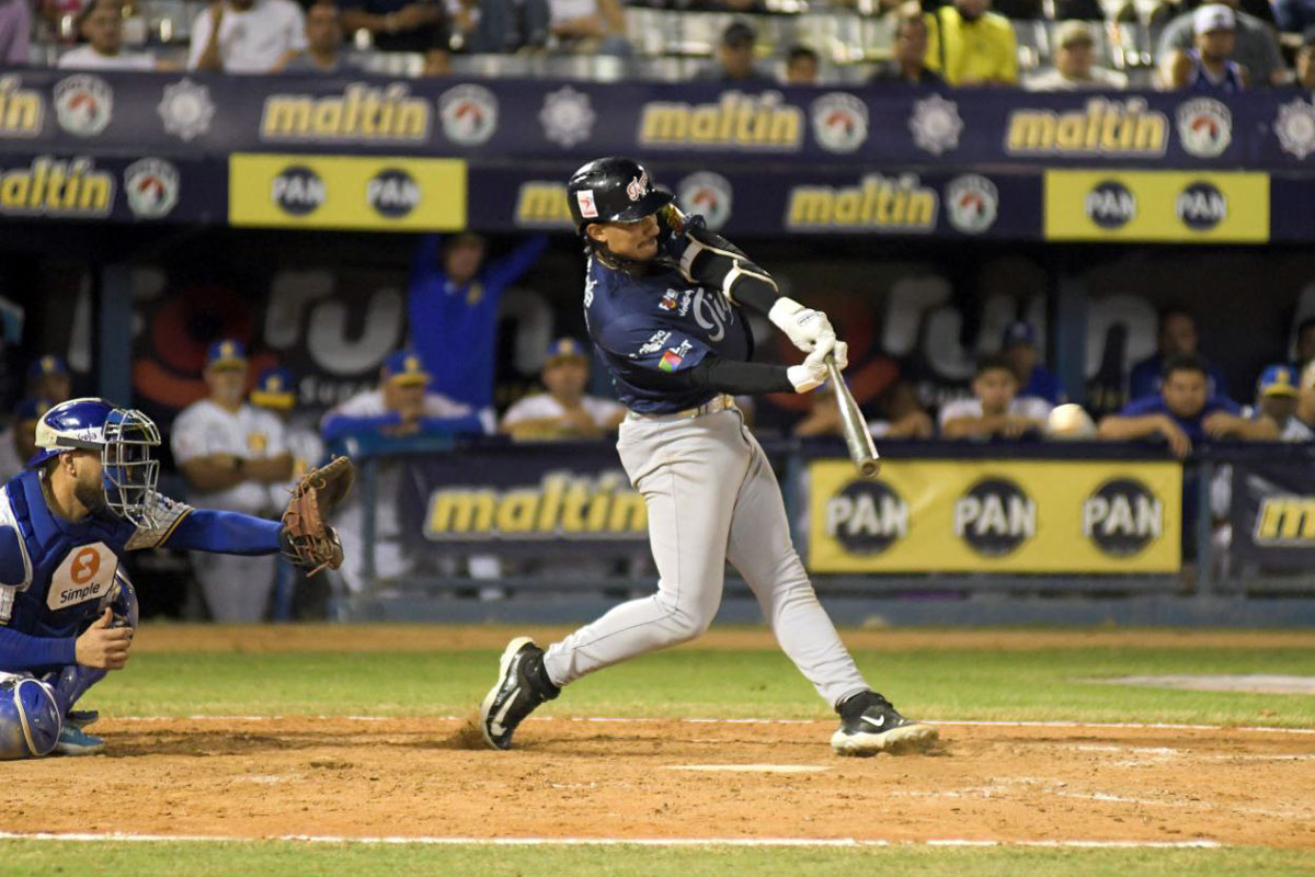 Magallanes volvió a perder con ventaja y lleva 3 derrotas consecutivas