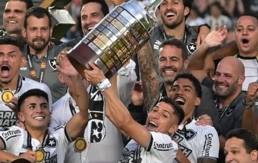 ¡De la Vinotinto para el mundo! Jefferson Savarino se proclamó campeón de la Copa Libertadores con Botafogo