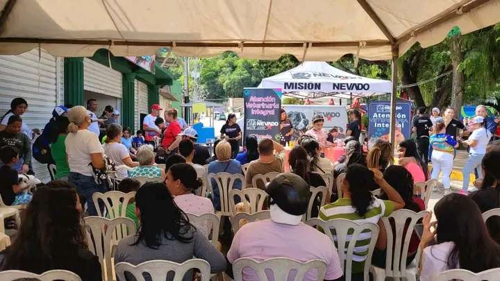 Brindaron atención veterinaria a más de 100 animales en Sucre