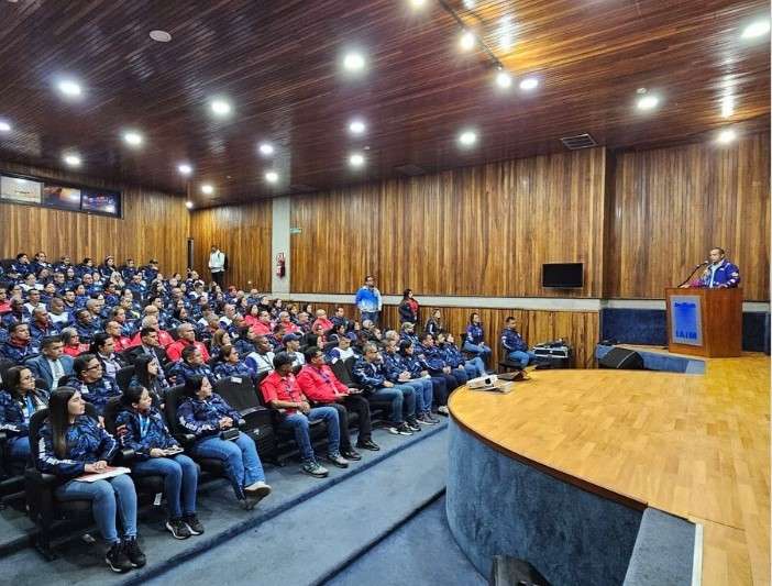 Afinan estrategias para transformación del Aeropuerto Internacional Simón Bolívar