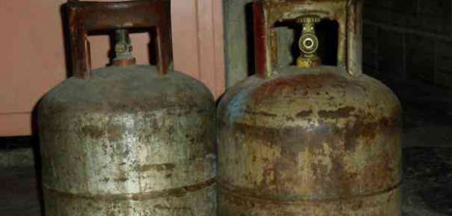 La angustia de los vecinos que intentaron salvar a las jóvenes víctimas del incendio en Miranda