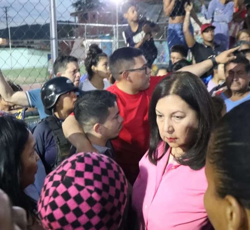 Autoridades atendieron emergencia tras incendio en la parroquia Coche