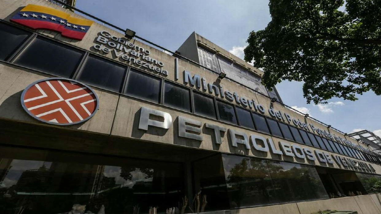Ministerio de Petróleo pasa a ser Ministerio de Hidrocarburos