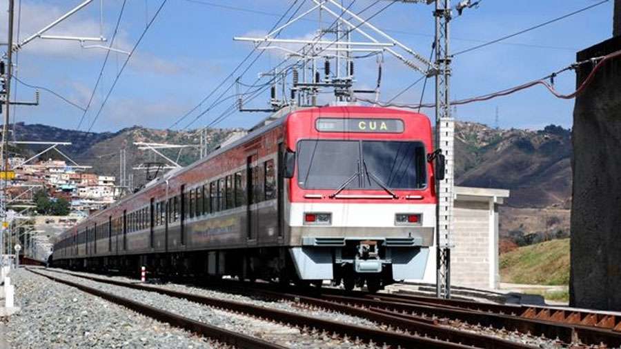 Ferrocarril operará con horario especial en Navidad y Año Nuevo