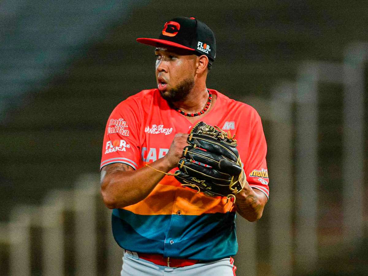 Anderson Espinoza lanzará sin restricciones con Cardenales