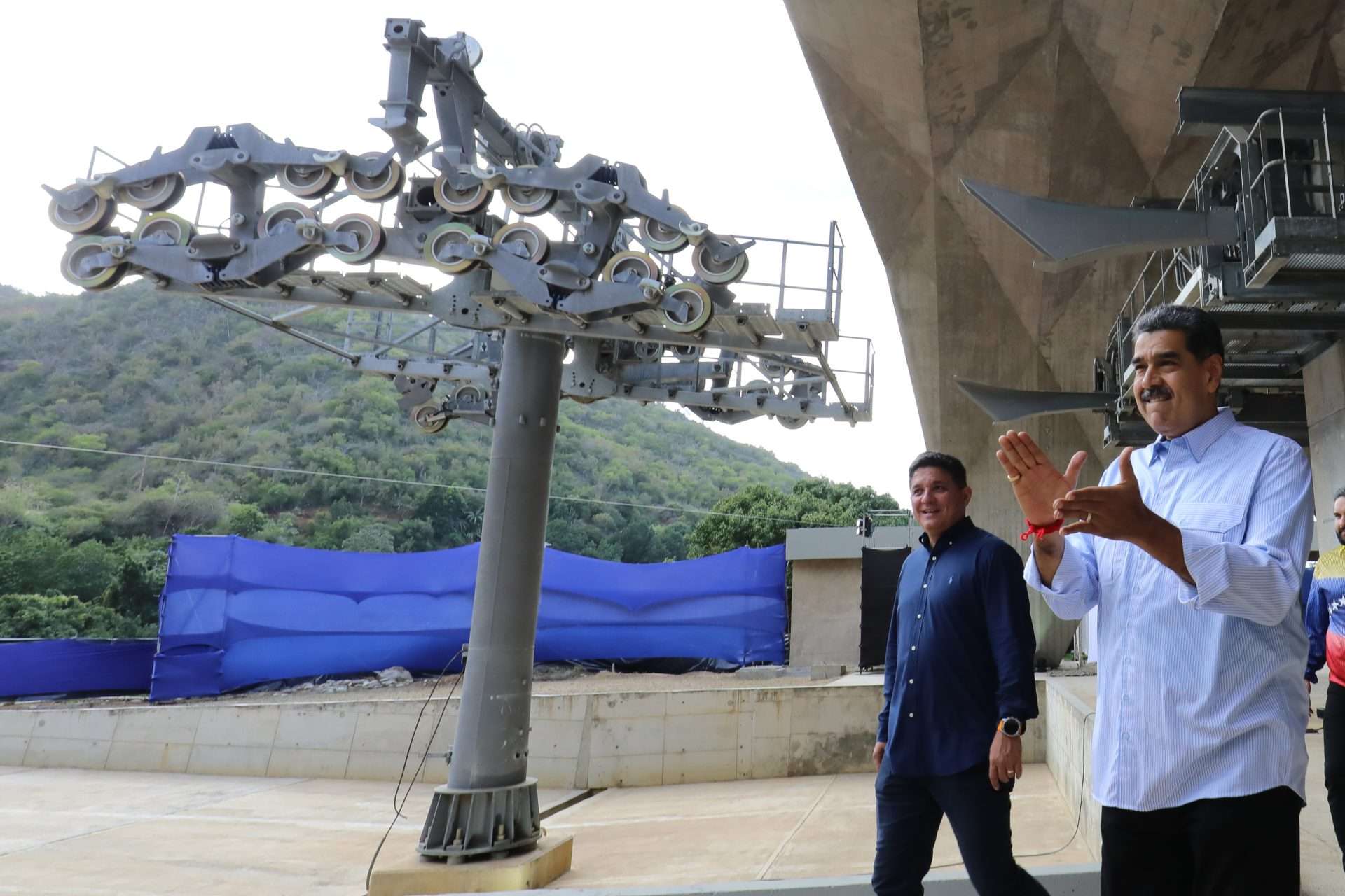 Reactivarán obras paradas por sanciones