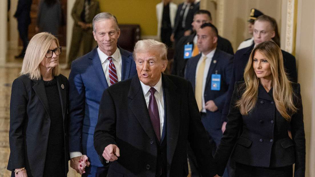 Equipo de Trump advierte que “va en serio” la compra de Groenlandia