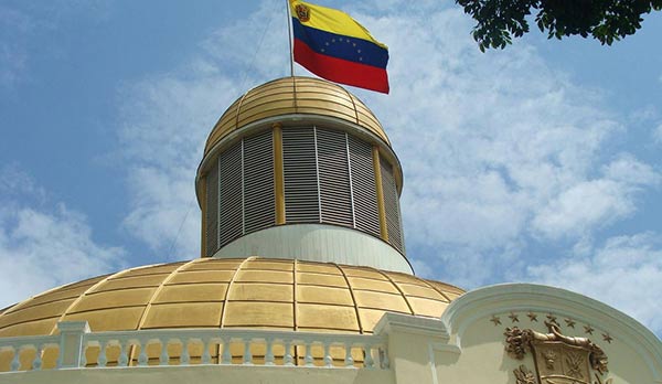 Asamblea Nacional convocó a los partidos políticos y a gobernadores opositores para elaborar cronograma electoral 2025