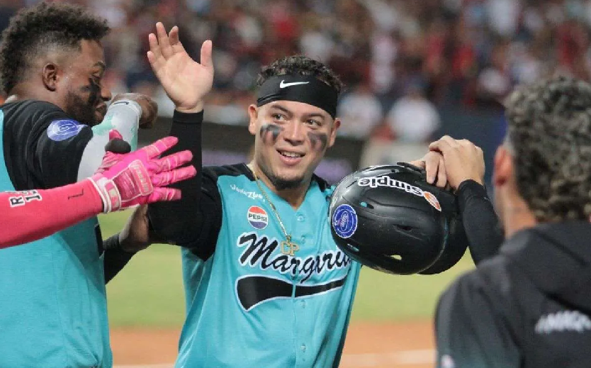 Los Bravos de Margarita apalearon a Cardenales y ponen la serie final de la LVBP 2 a 0