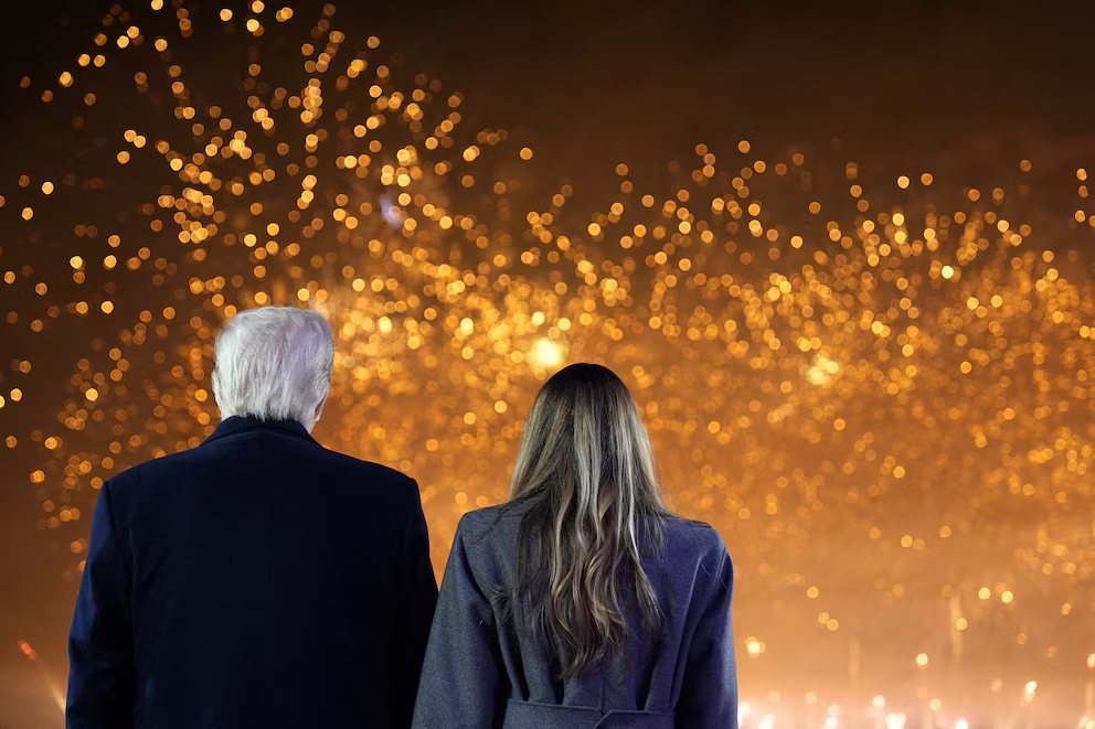 Donald Trump celebró su regreso a la Casa Blanca con un show de fuegos artificiales y una exclusiva recepción en Washington