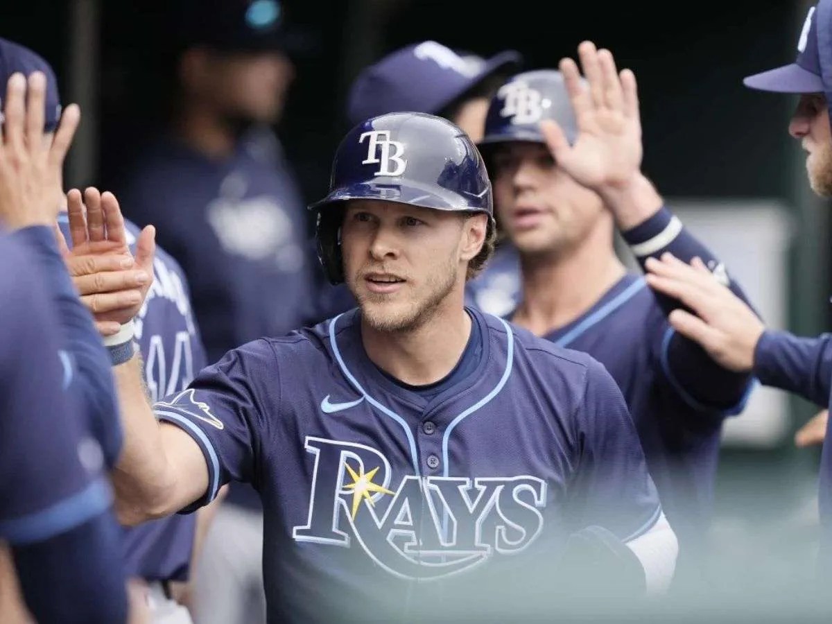 Tampa Bay evitó el arbitraje salarial con Tyler Walls