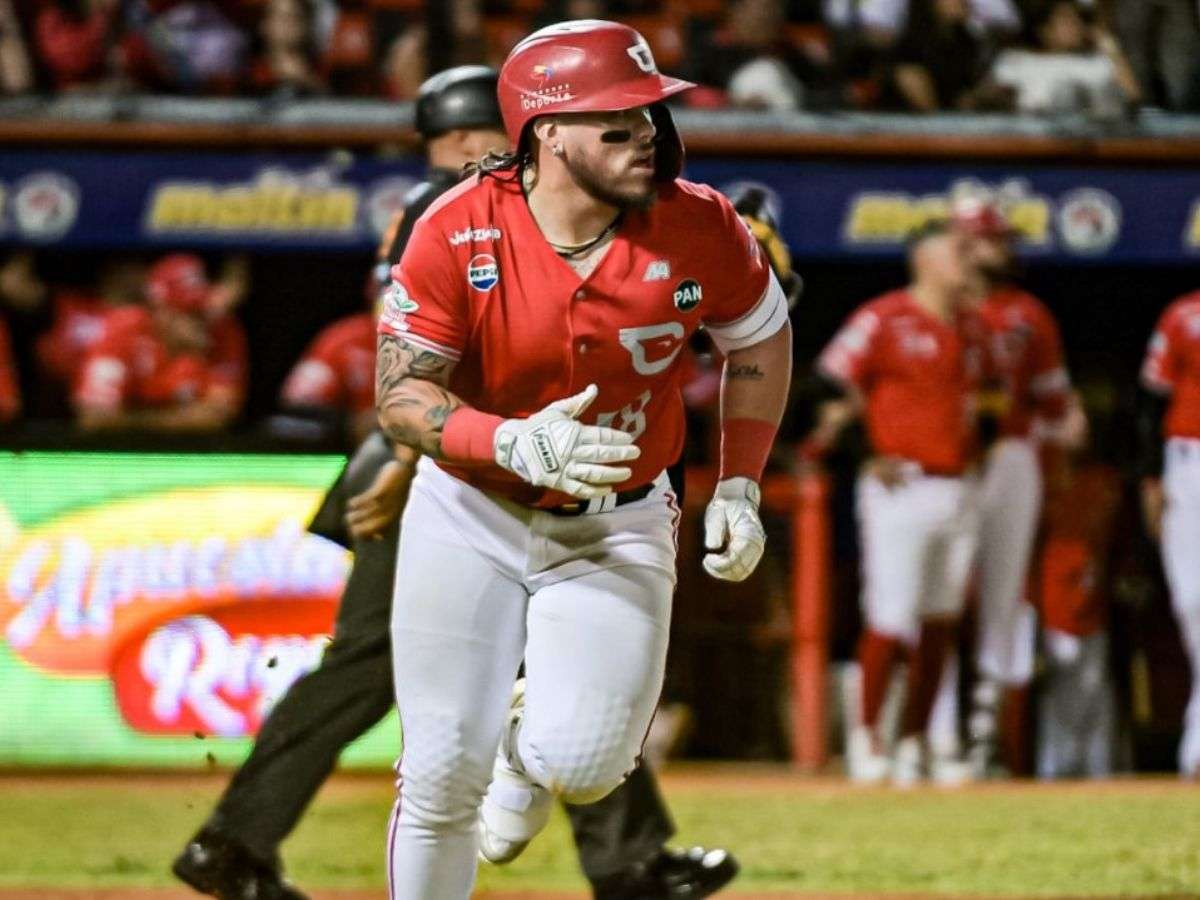 Andrés Chaparro será evaluado día a día por molestias en la muñeca