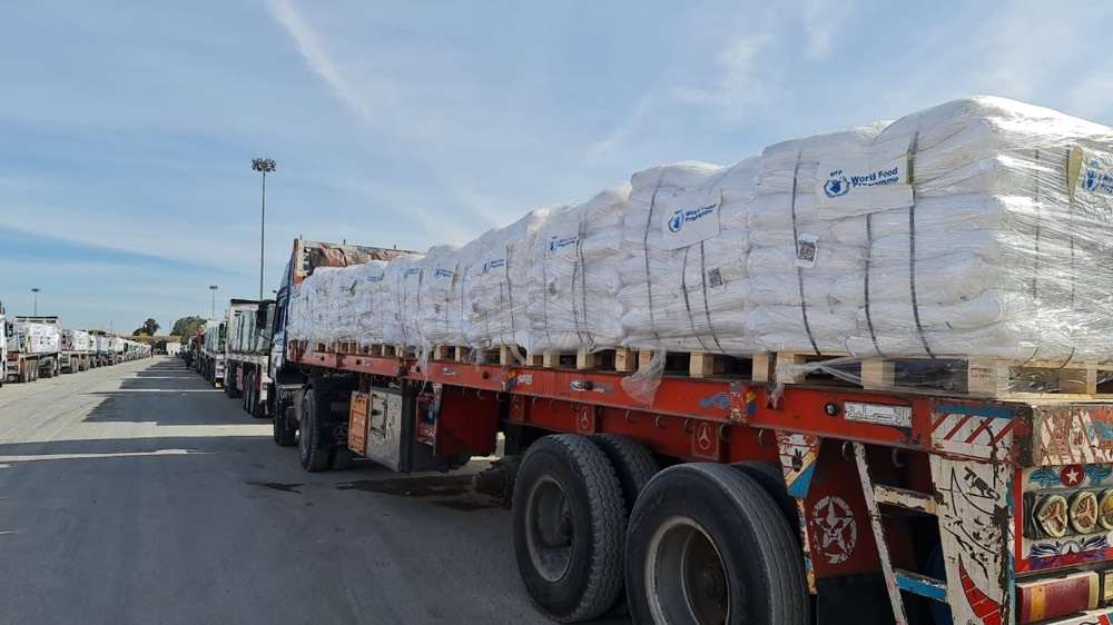 Entran a Gaza primeros camiones con ayuda humanitaria