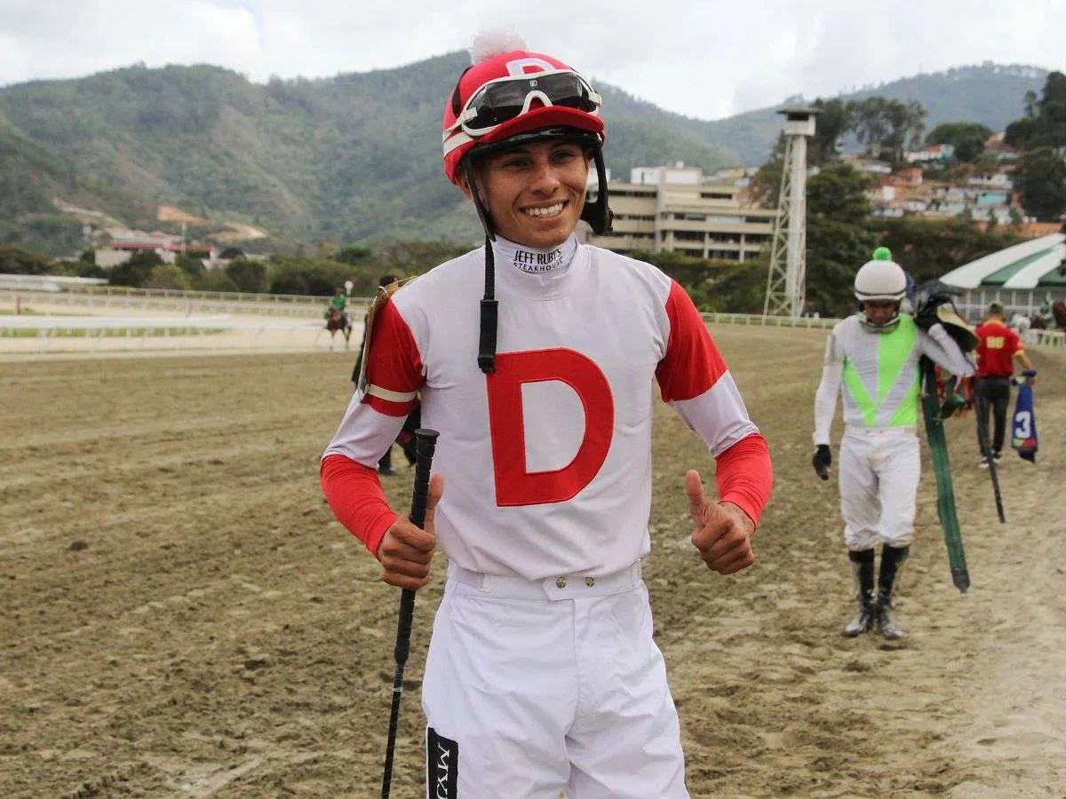Félix Márquez logró primer lauro