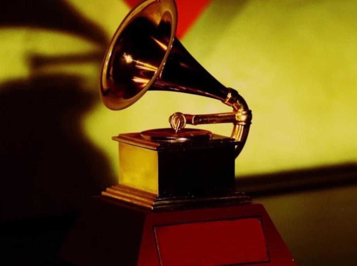 Fecha de los Grammy sigue en pie para honrar a socorristas