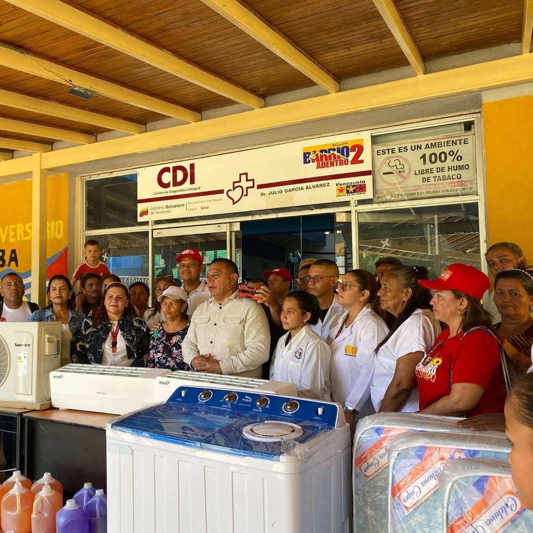 Realizan dotación de insumos y equipos a centros de salud en Barinas 