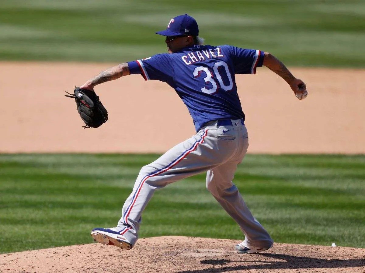 Jesse Chavez firmó con Rangers para ligas menores
