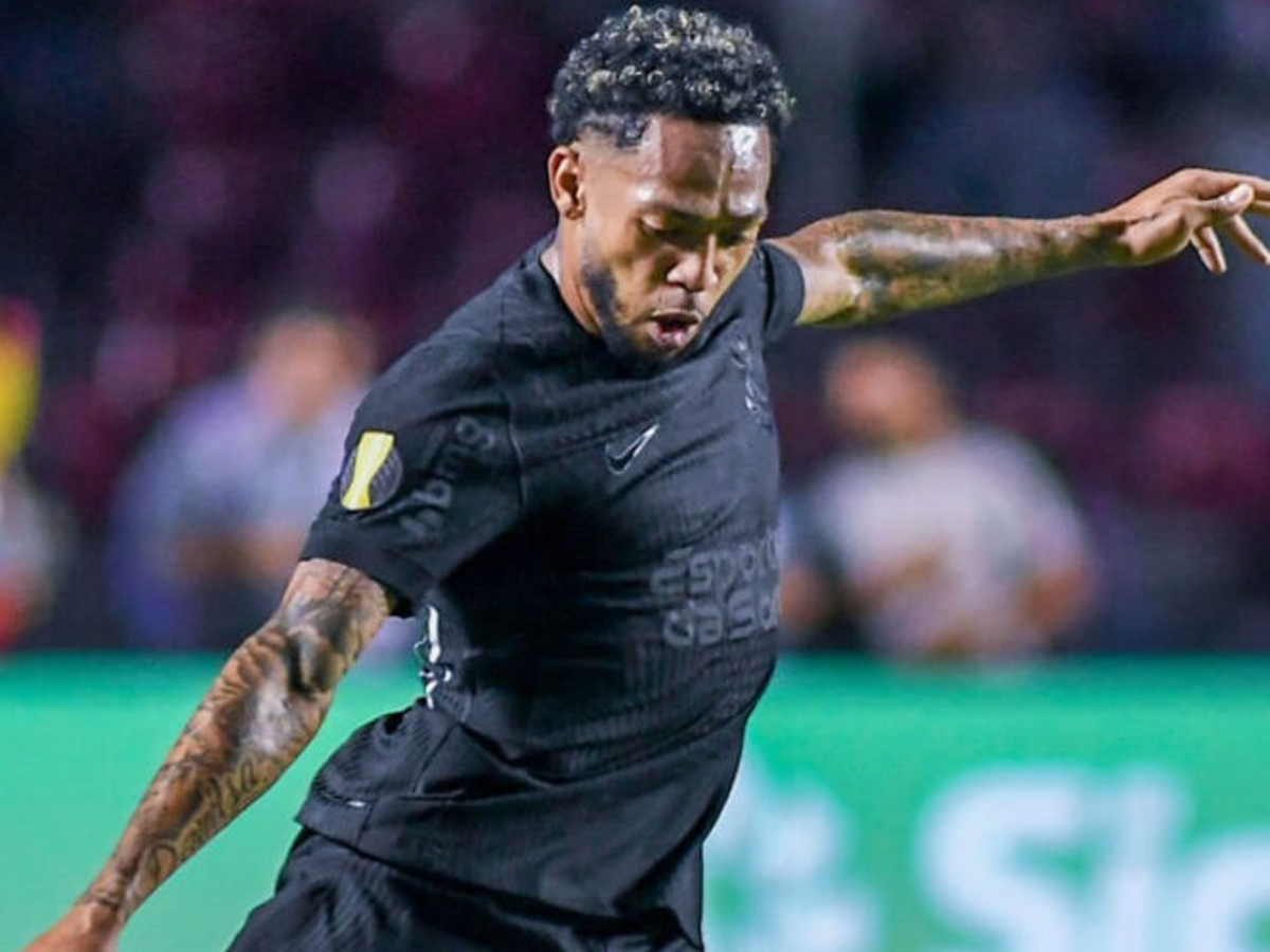 El 'Brujo' Martínez destapó su primer gol con Corinthians
