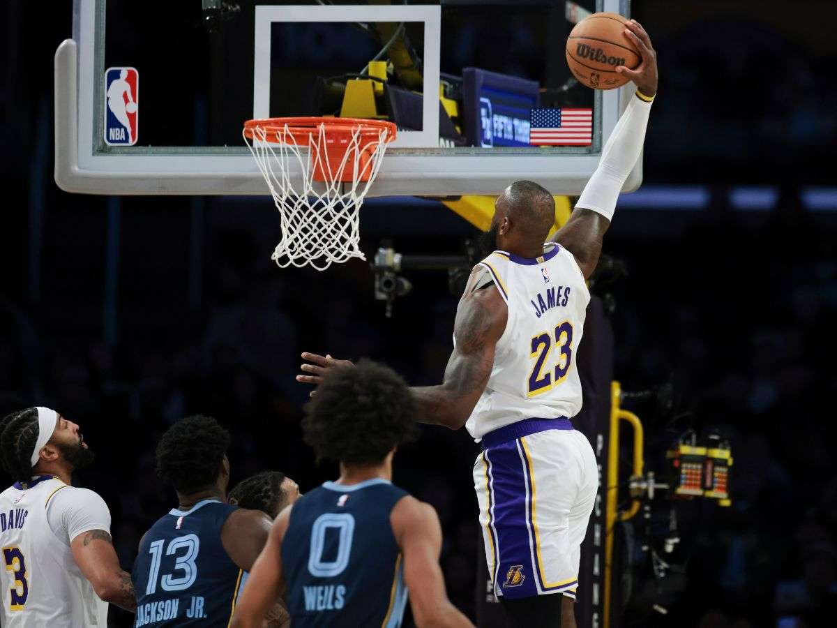 Lebron lideró victoria de Lakers ante Portland