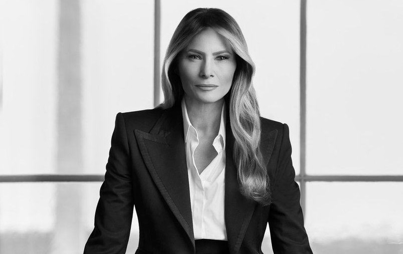 La foto oficial de Melania Trump como primera dama de los EEUU