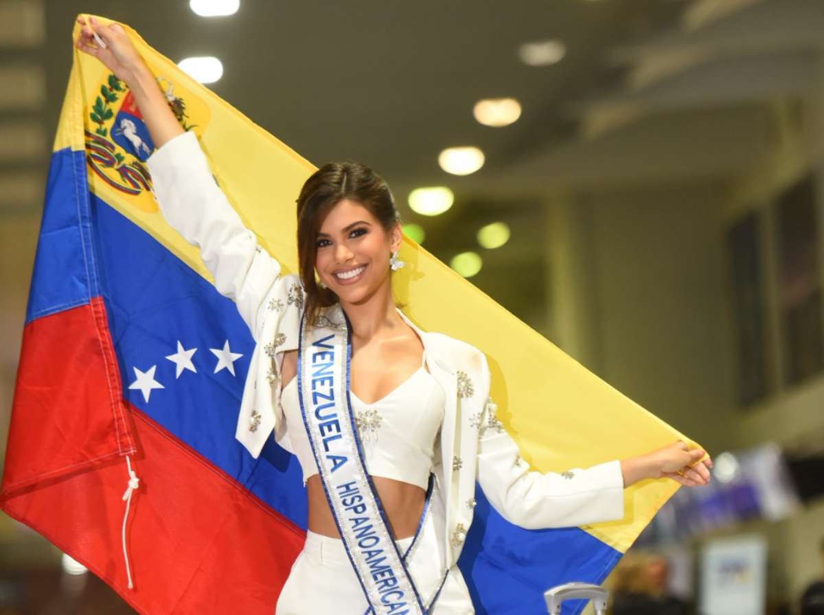 Sofía Fernández llegó a Bolivia para el Reina Hispanoamericana