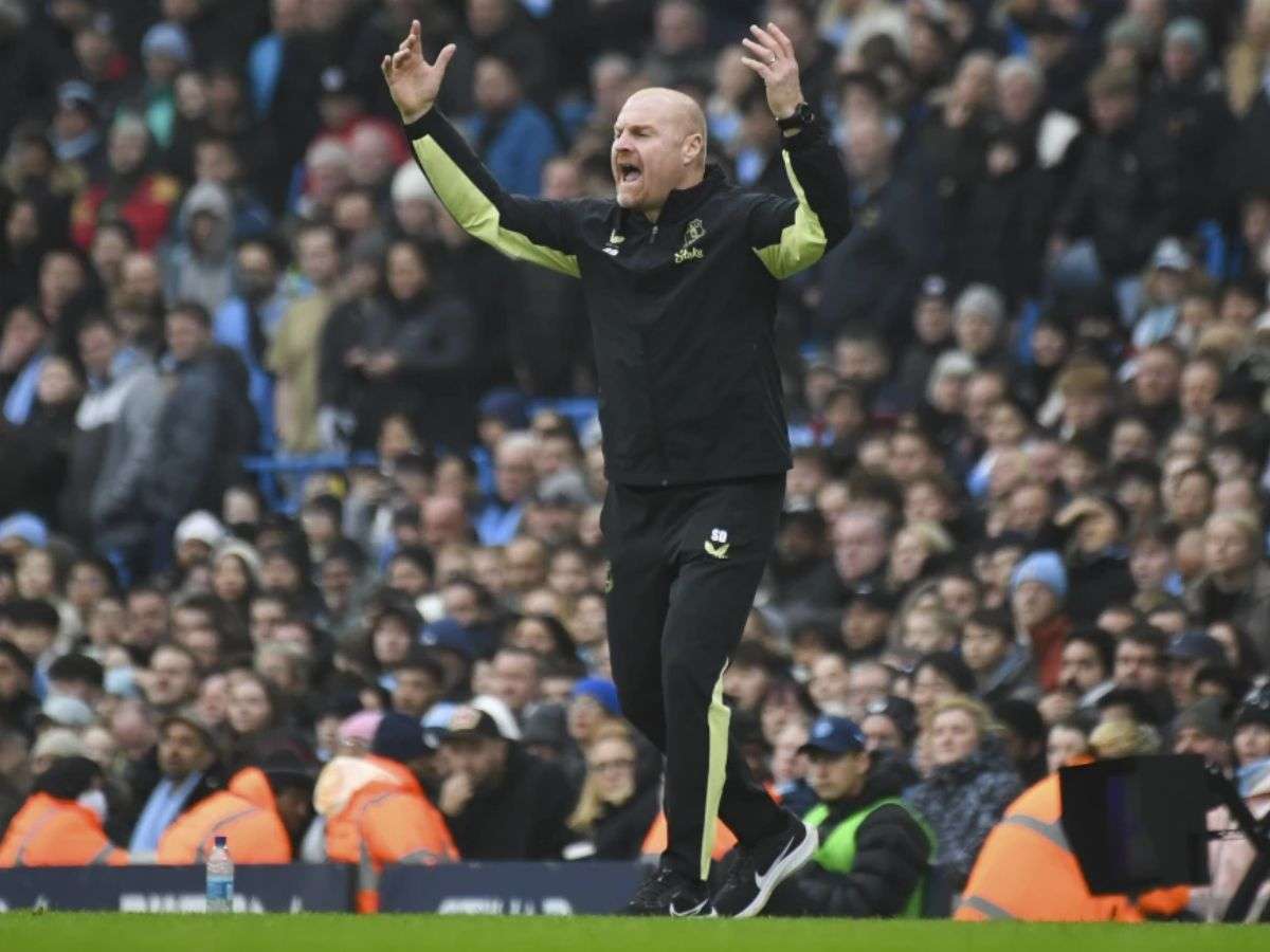 Everton despide al técnico Sean Dyche
