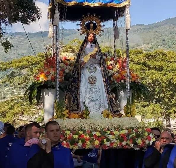 Trujillo celebró con gozo solemnidad de su patrona la Virgen de la Paz
