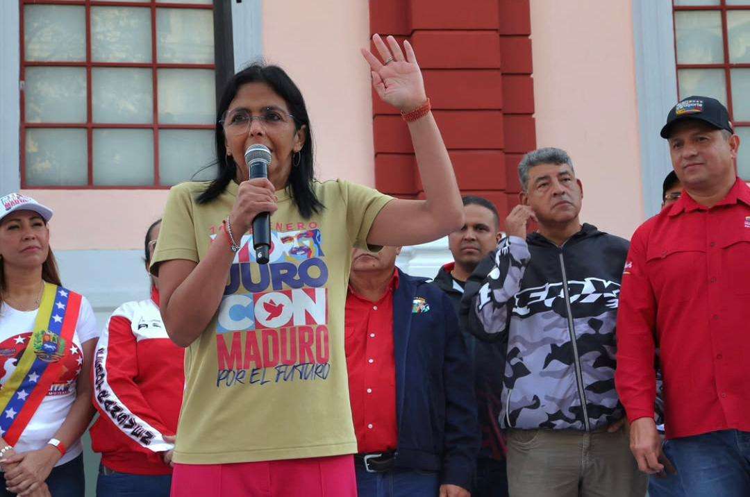 Vicepresidenta: Oposición pide sanciones y se confabulan con redes internacionales