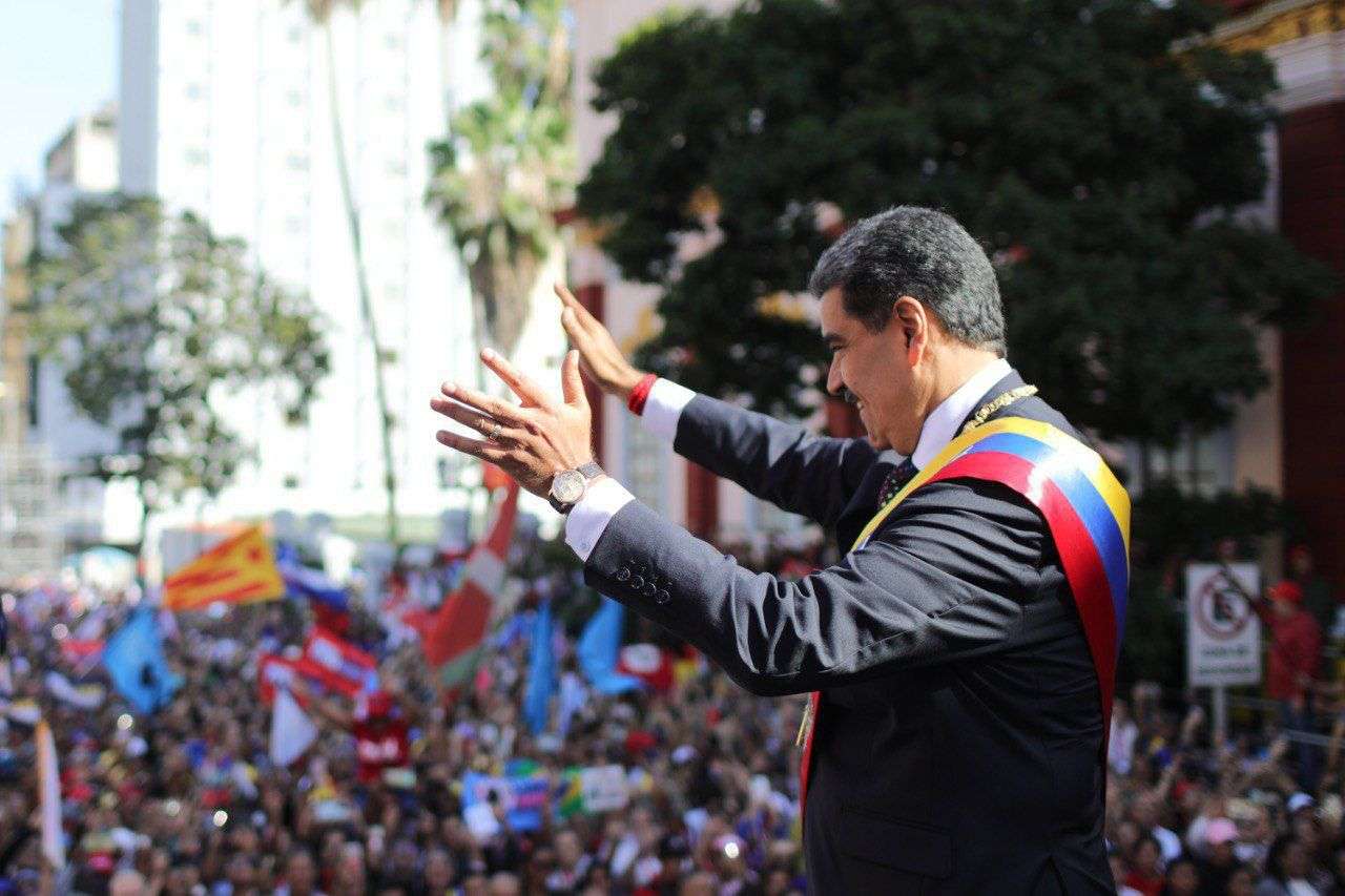 Maduro junto al pueblo: Hemos derrotado el estigma de la traición