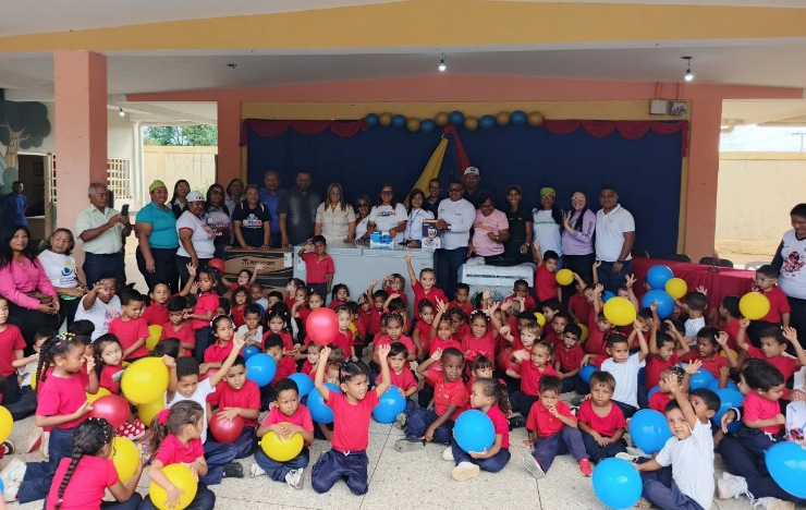 Equiparon el Centro de Educación Inicial de La Vela en Falcón