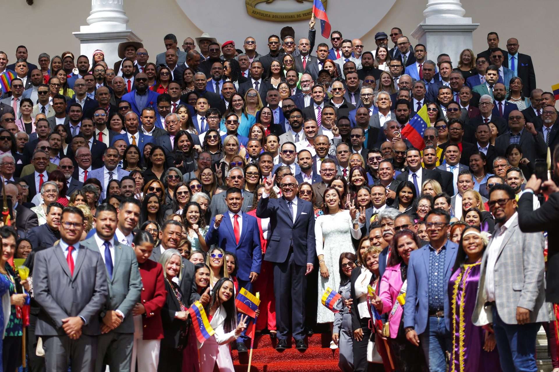 Reforma constitucional será la prioridad de 2025